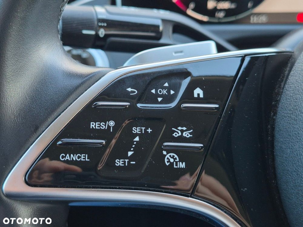 Mercedes-Benz Klasa E - 21