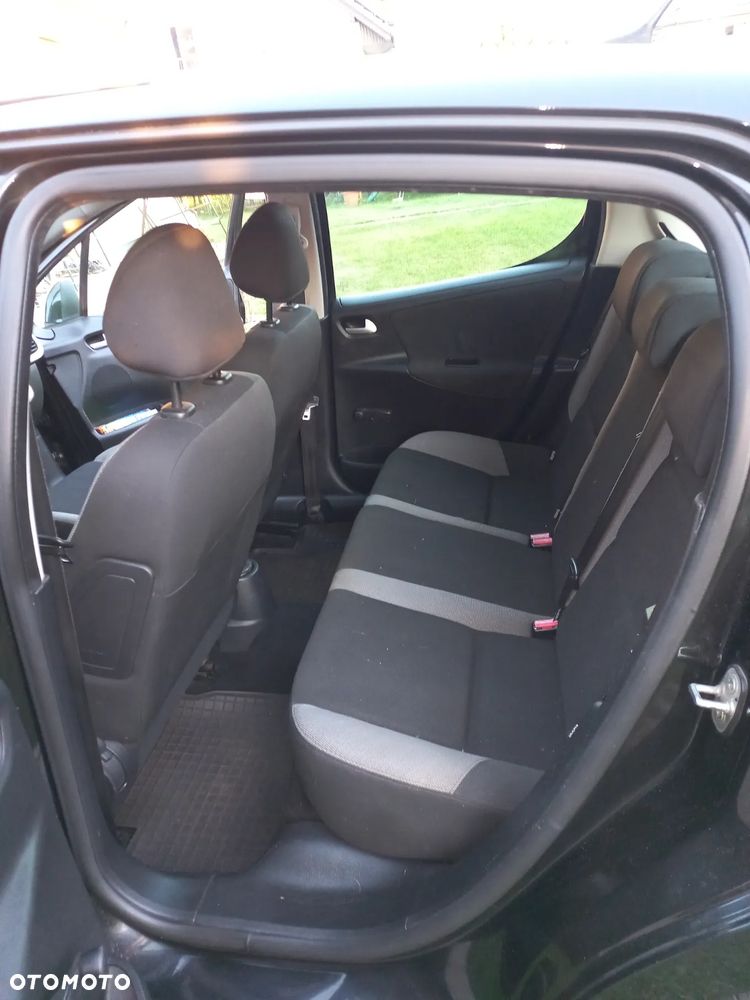 Peugeot 207 1.4 16V Presence - 5