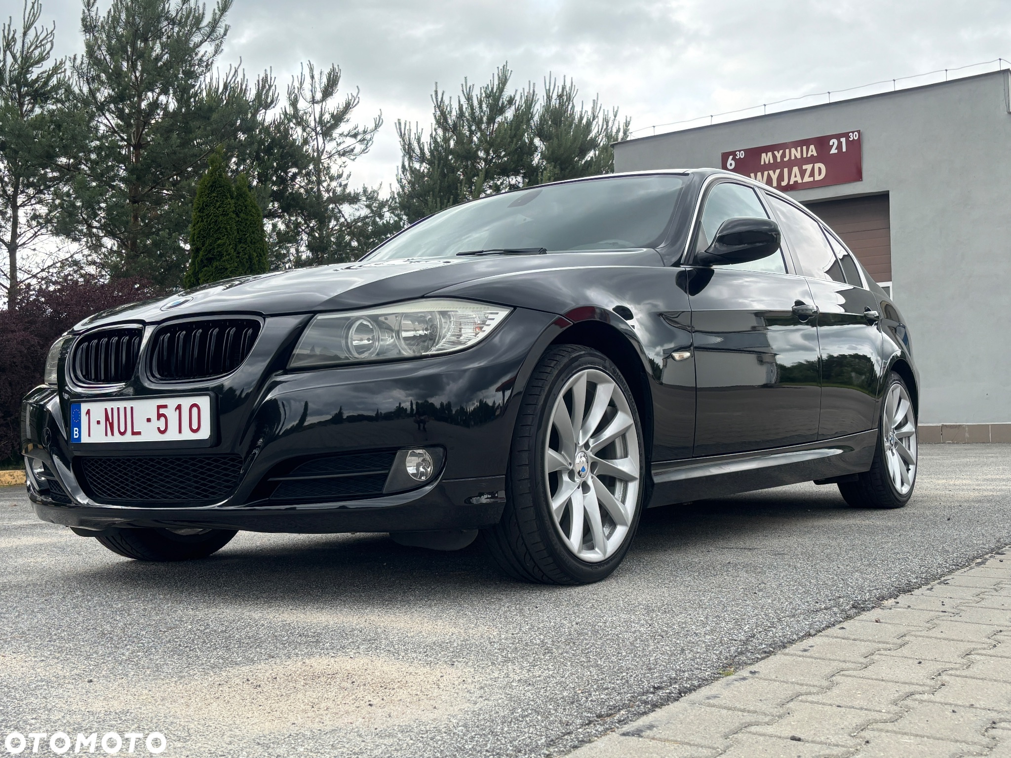 BMW Seria 3 318d - 3