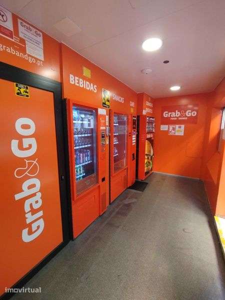 Trespasse de Loja com Máquinas de Vending Automático - Grande imagem: 3/6