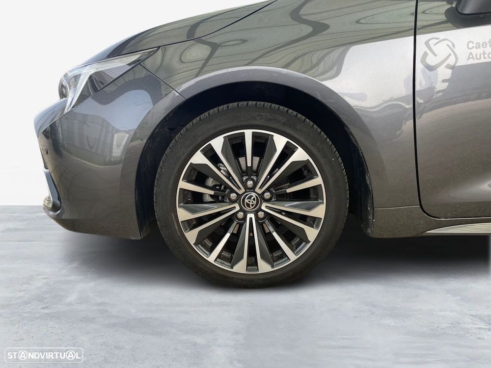 Toyota Corolla 1.8 Hybrid Comfort Plus - 18