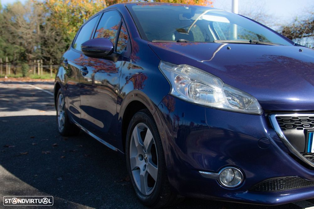 Peugeot 208 1.4 HDi - 10