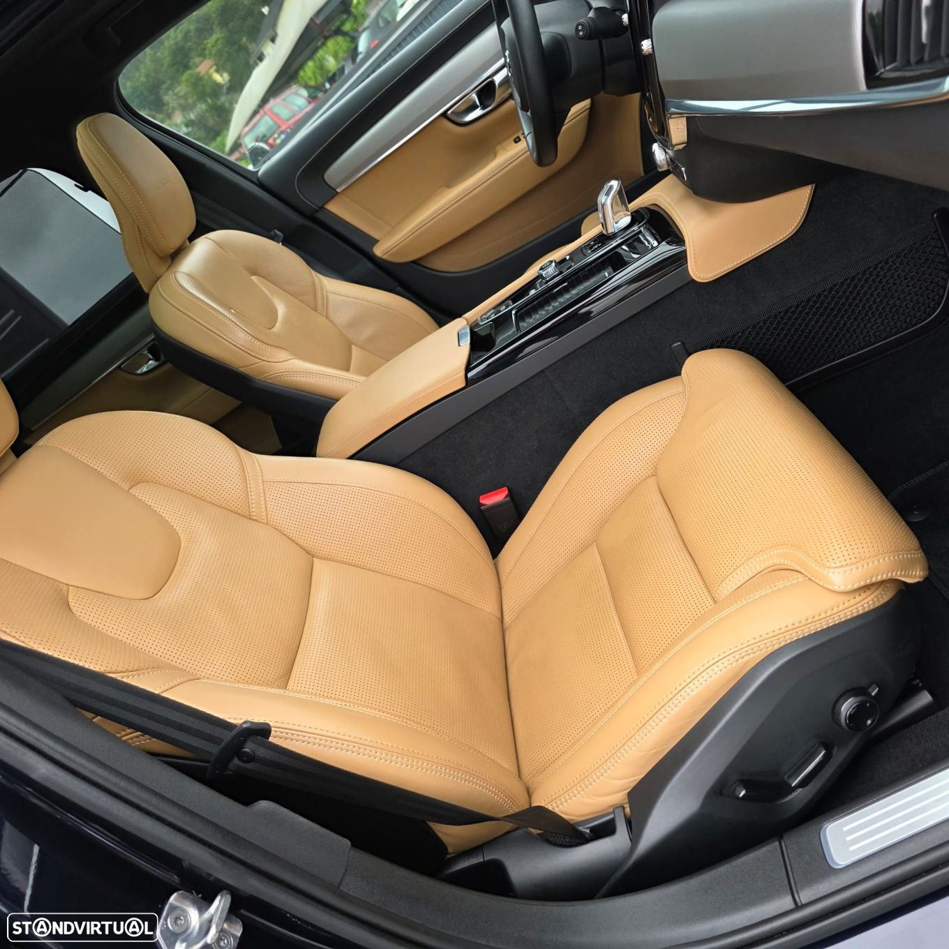 Volvo V90 2.0 T8 Inscription AWD Geartronic - 46