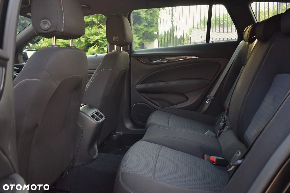 Opel Insignia 2.0 CDTI Elegance S&S - 7