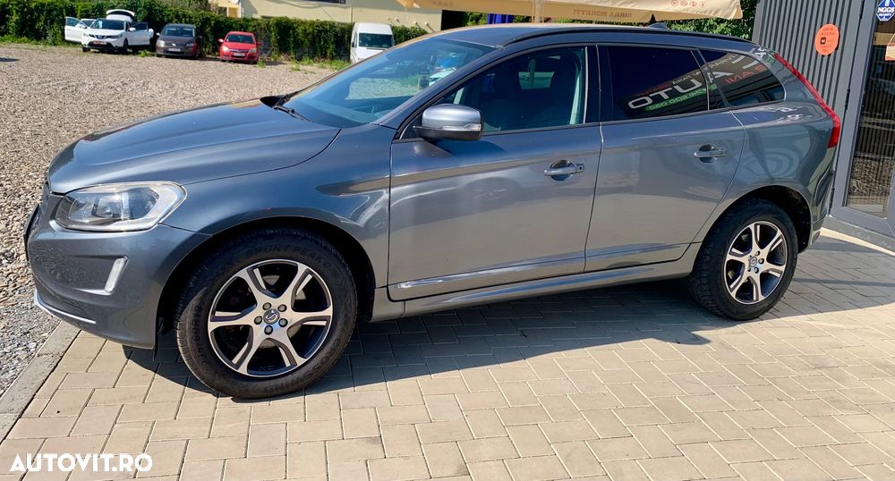 Volvo XC 60 D3 Geartronic Momentum - 5