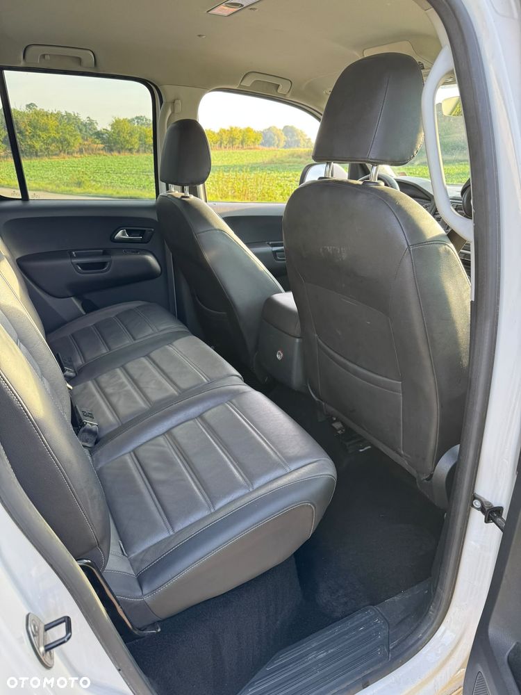 Volkswagen Amarok - 10