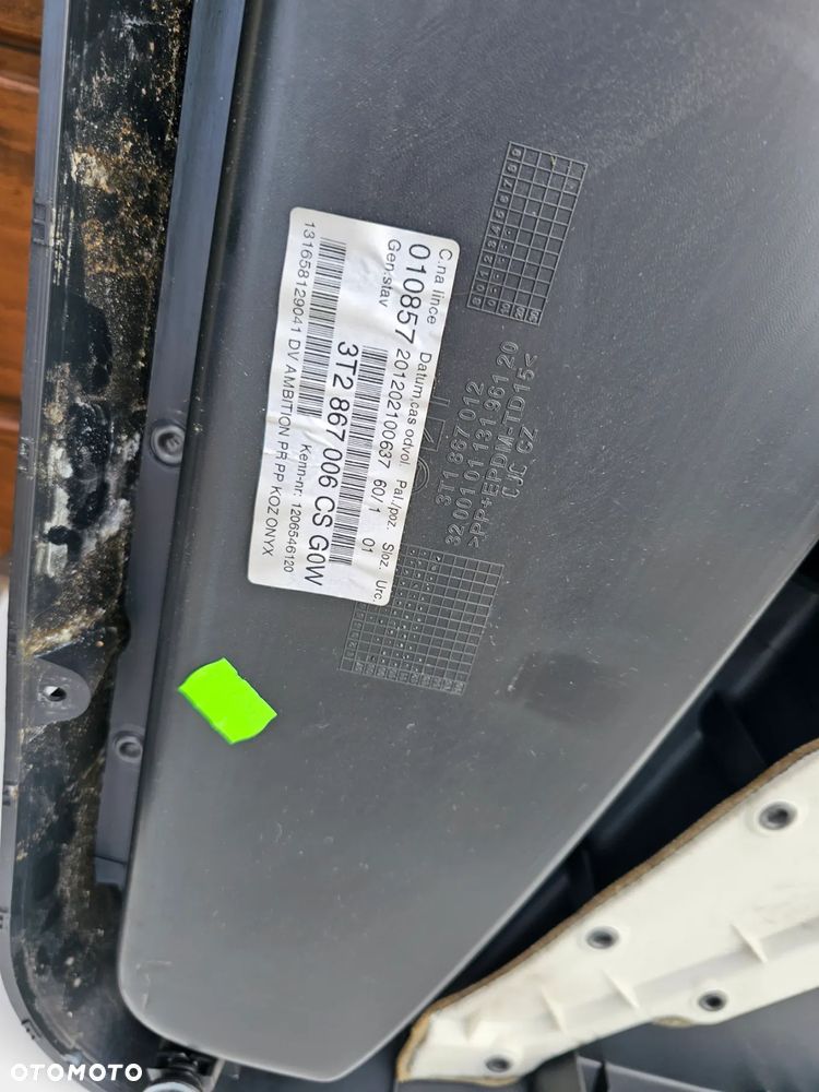 Boczek drzwi skóra prawy skoda superb II - 5