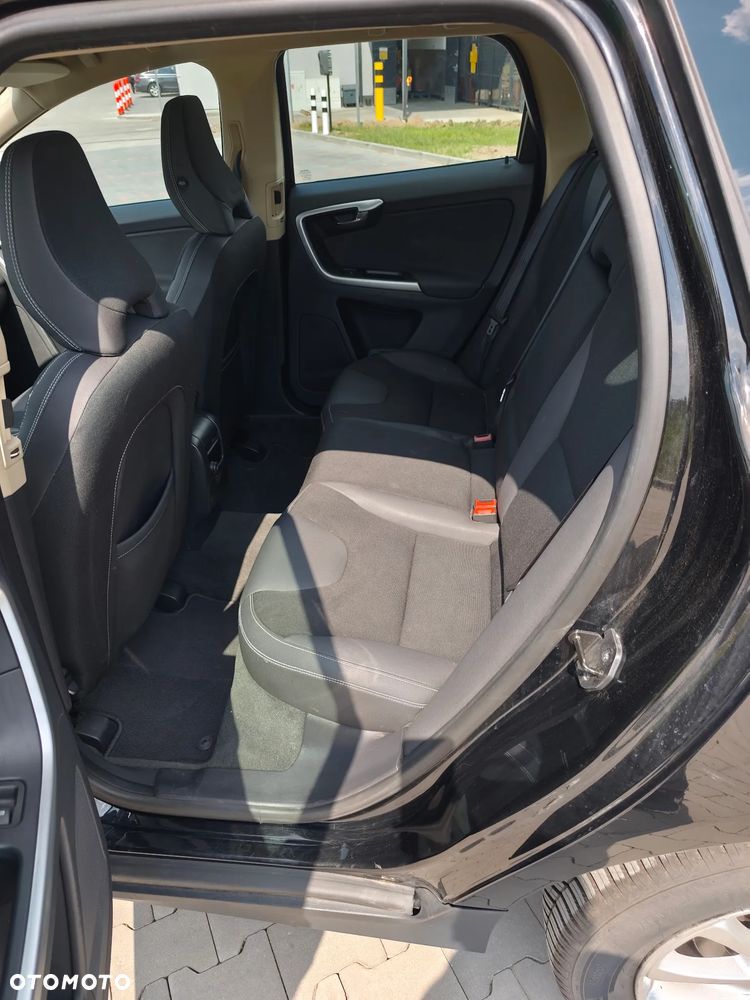 Volvo XC 60 D3 Kinetic - 16
