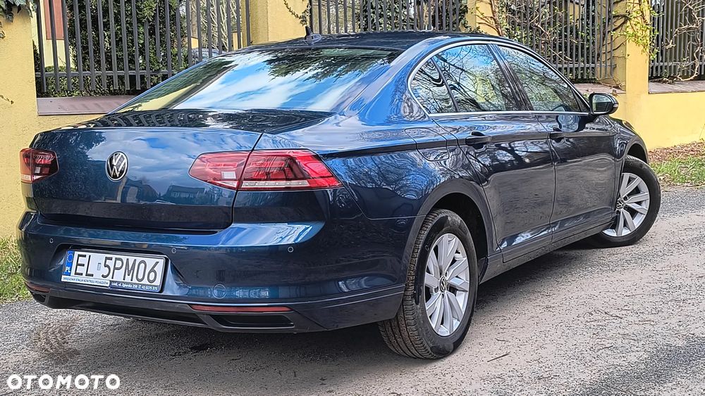 Volkswagen Passat - 3