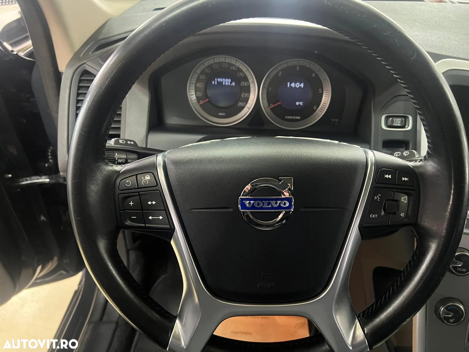 Volvo XC 60 D5 AWD Aut. RDesign - 4