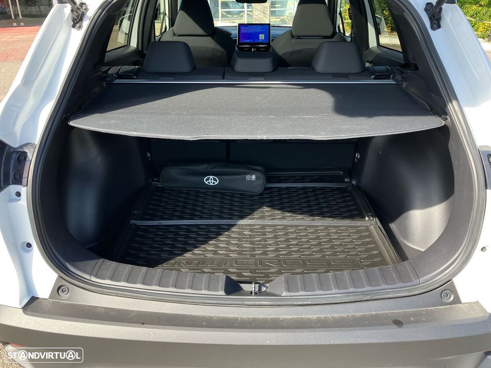 Toyota Corolla Cross 1.8 Hybrid Exclusive - 11