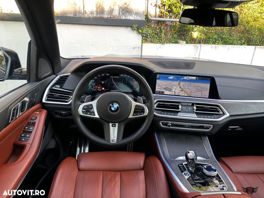 BMW X5 M M50i - 17