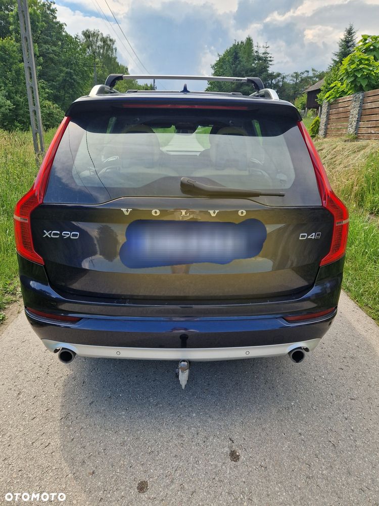 Volvo XC 90 - 4