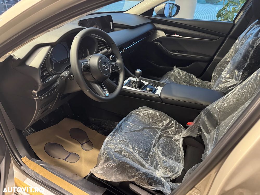 Mazda 3 e-Skyactiv X186 MHEV Exclusive-Line - 4