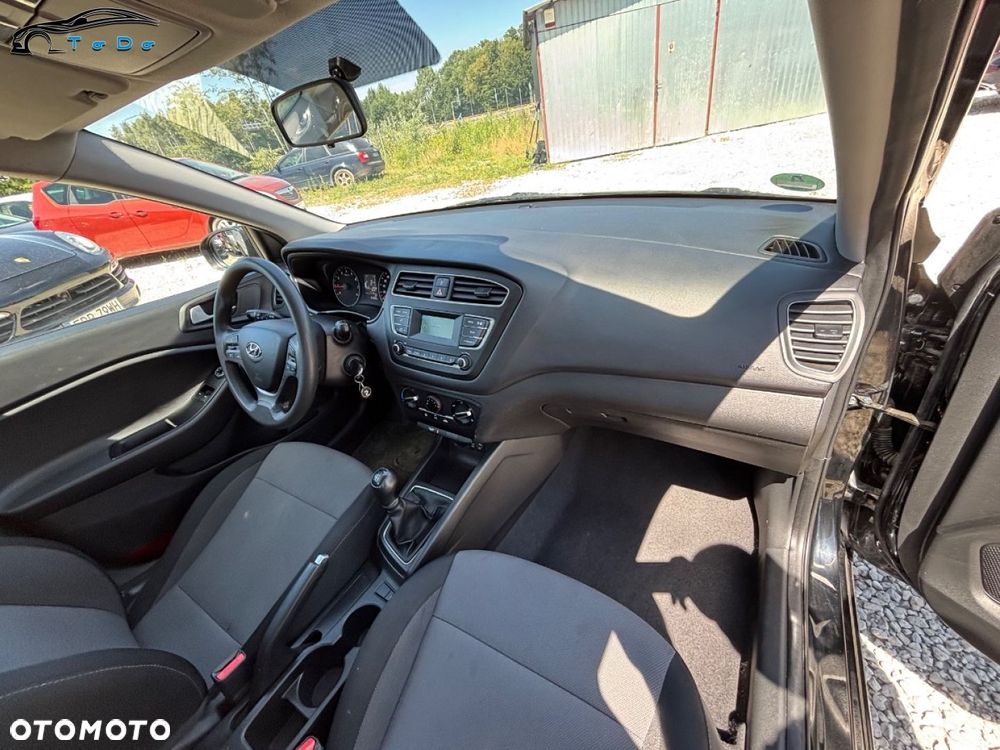 Hyundai i20 1.2 BlueDrive Classic + - 26