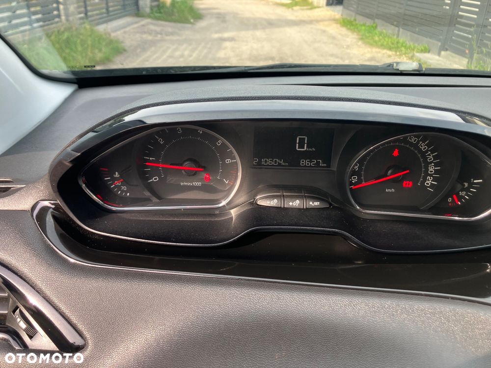 Peugeot 208 82 VTI Active - 14