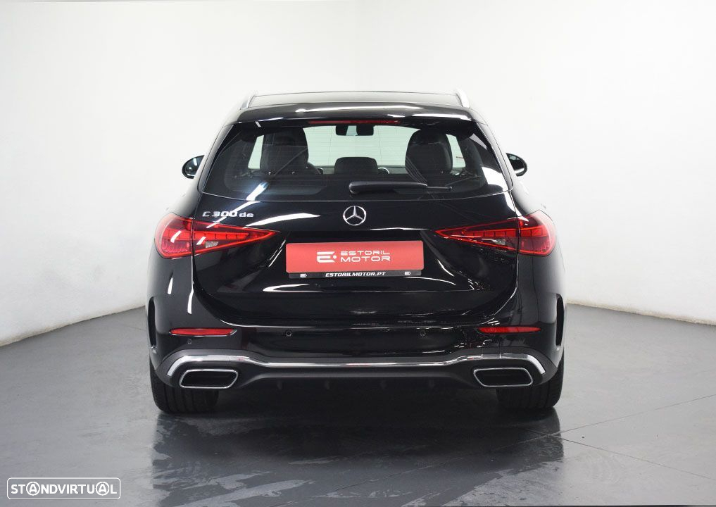 Mercedes-Benz C 300 de AMG Line - 4