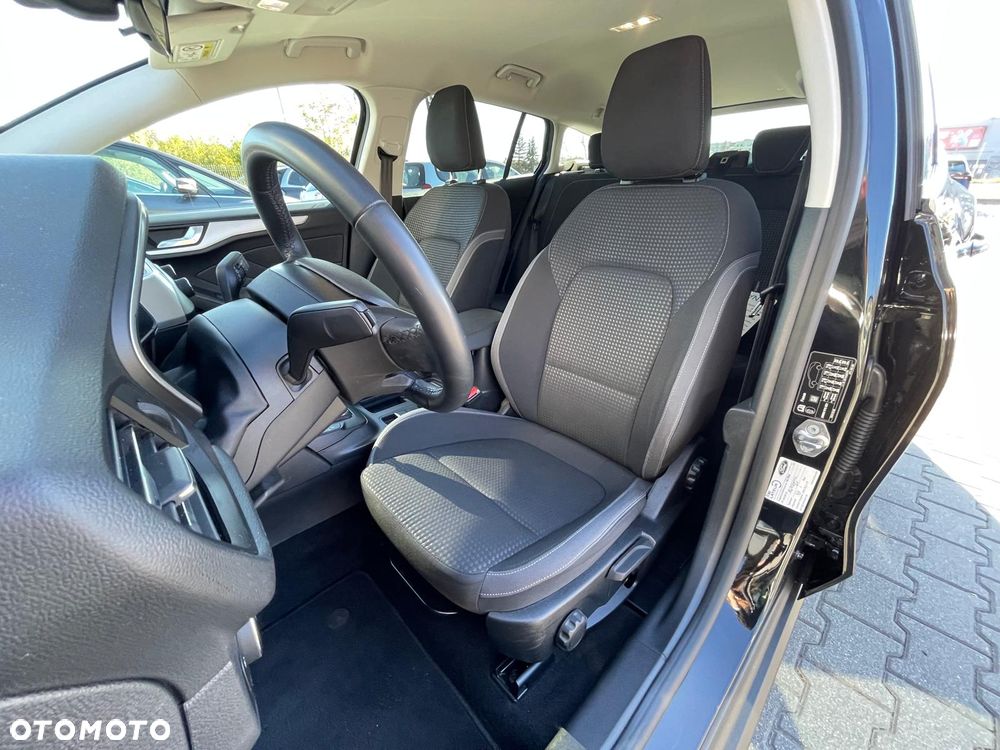 Ford Focus - 22