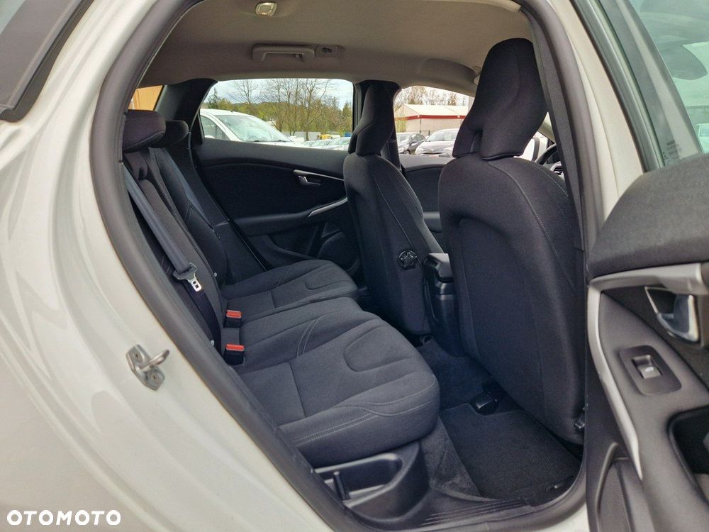 Volvo V40 D2 Drive-E Kinetic - 21