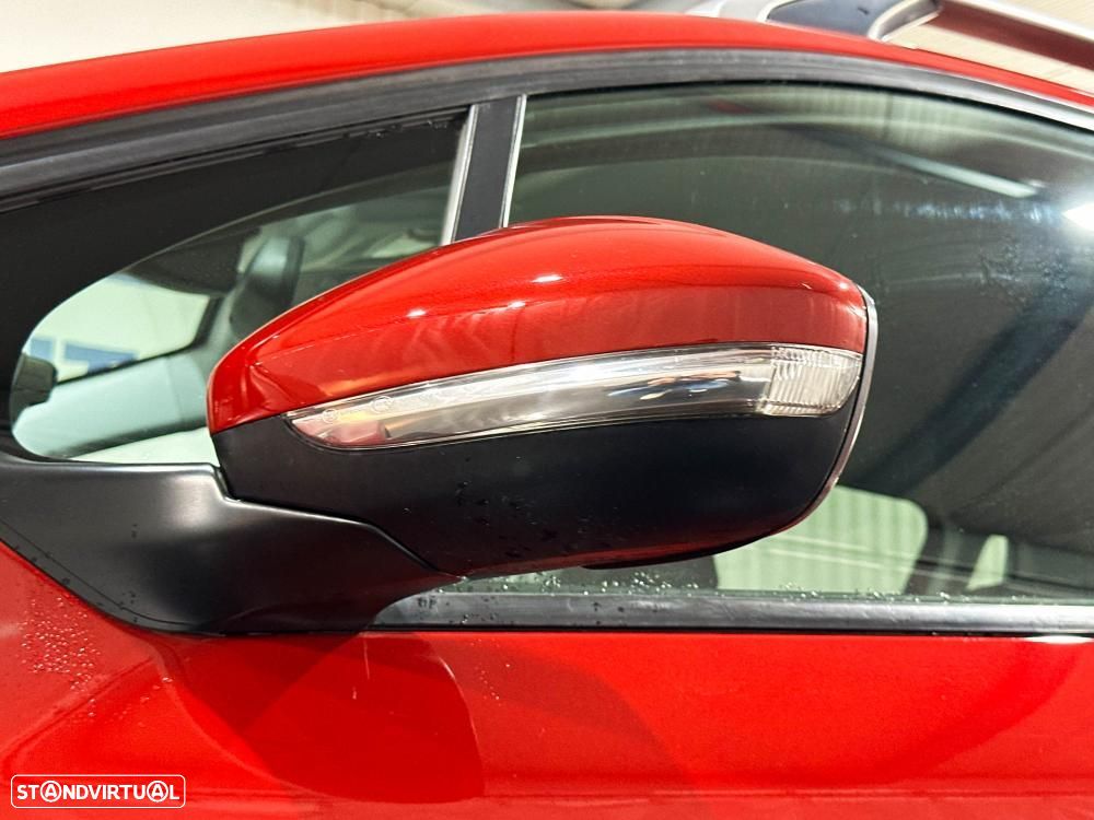 Peugeot 2008 1.2 PureTech Allure - 45