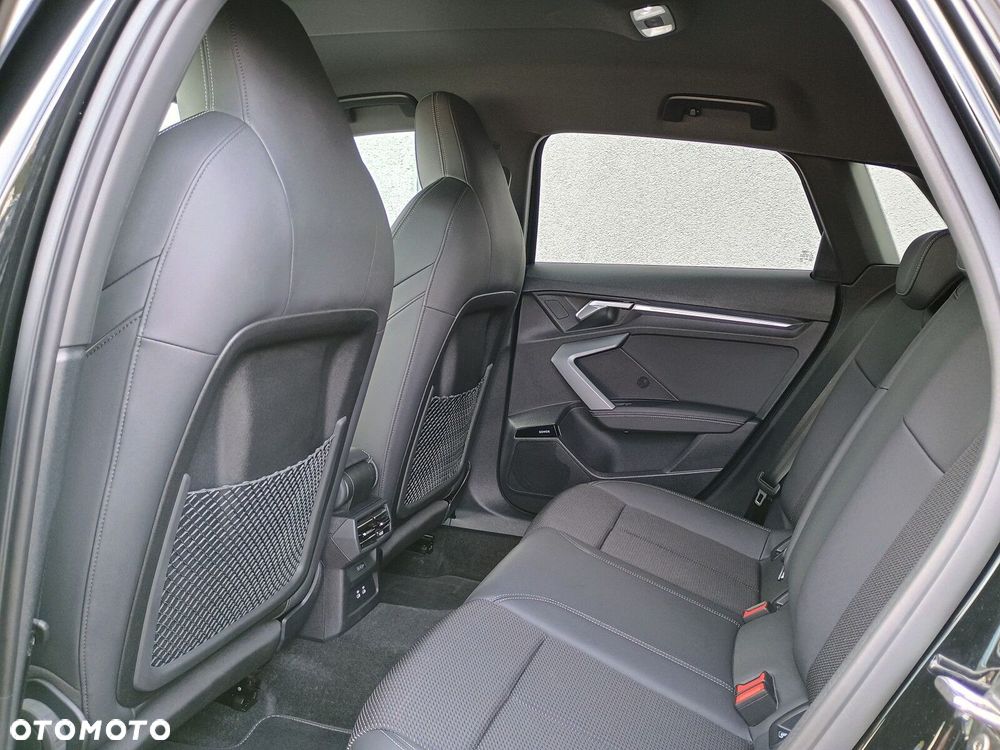 Audi S3 Sportback - 11