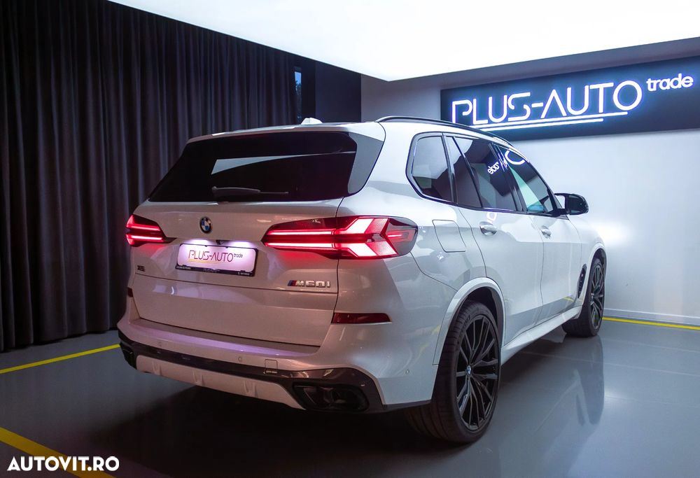 BMW X5 M 2023 — imagine 11