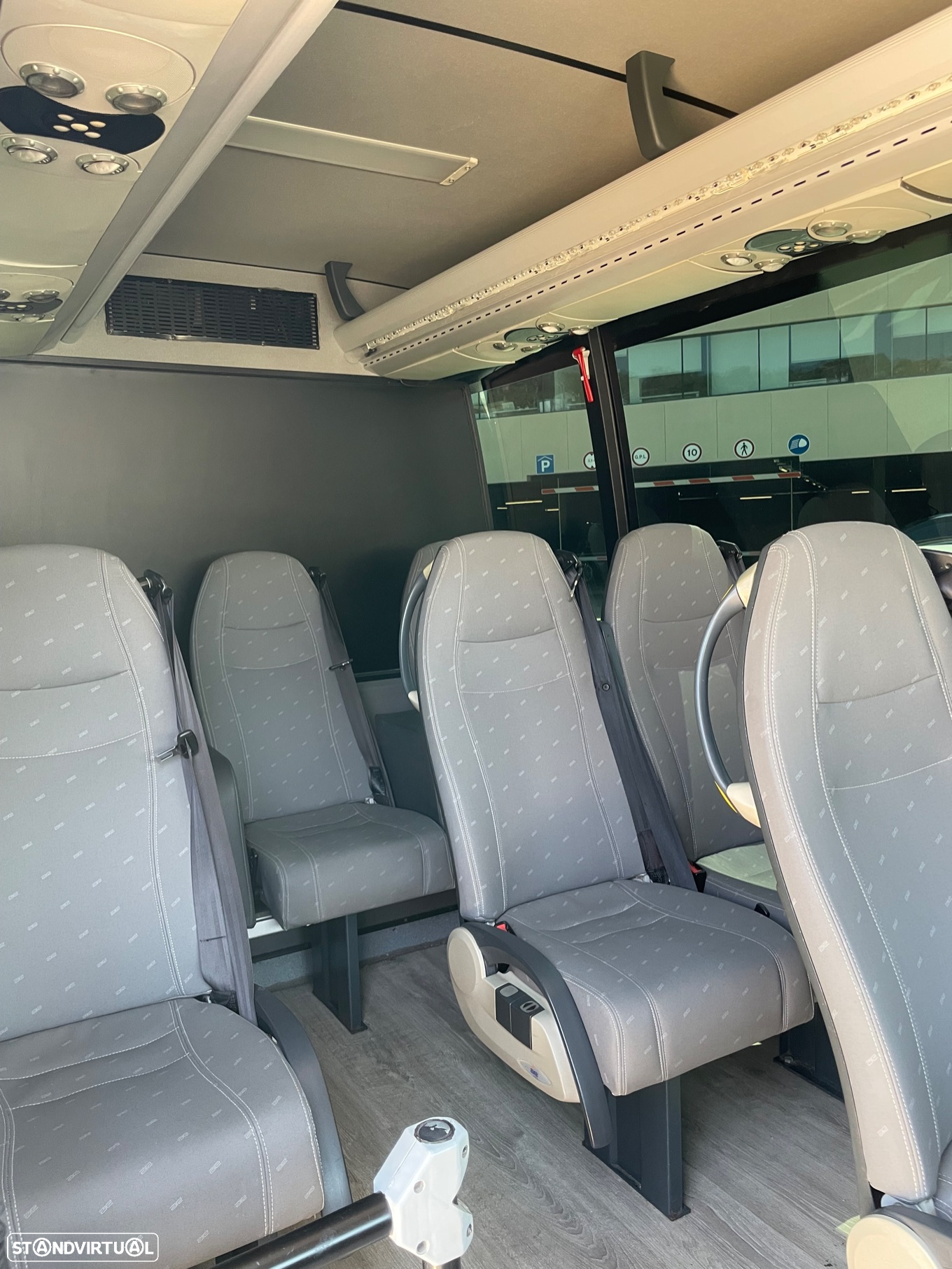 Mercedes-Benz Sprinter - 7
