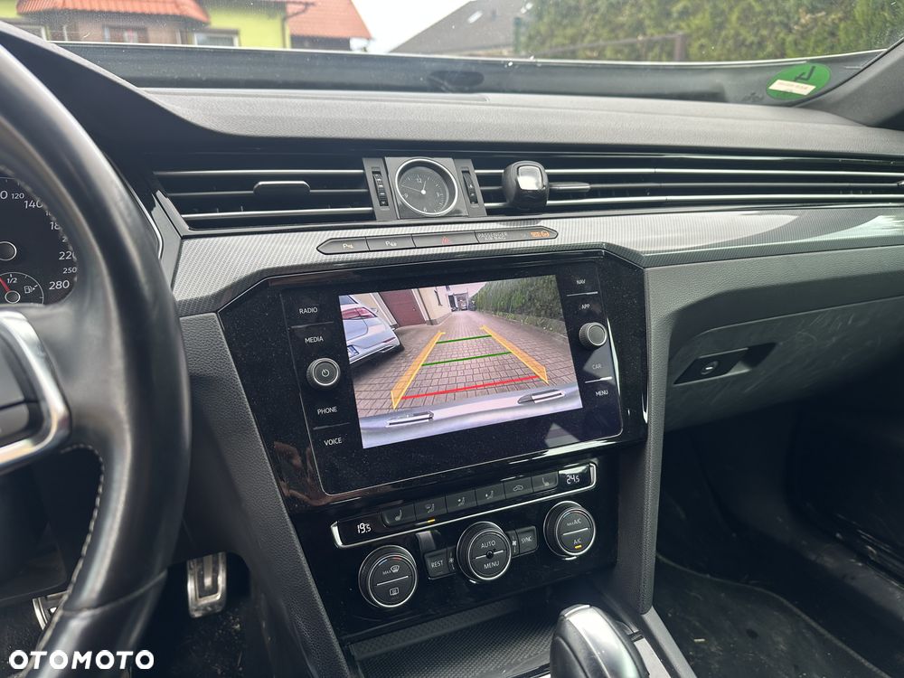 Volkswagen Arteon 2.0 TDI SCR 4Motion DSG R-Line - 18