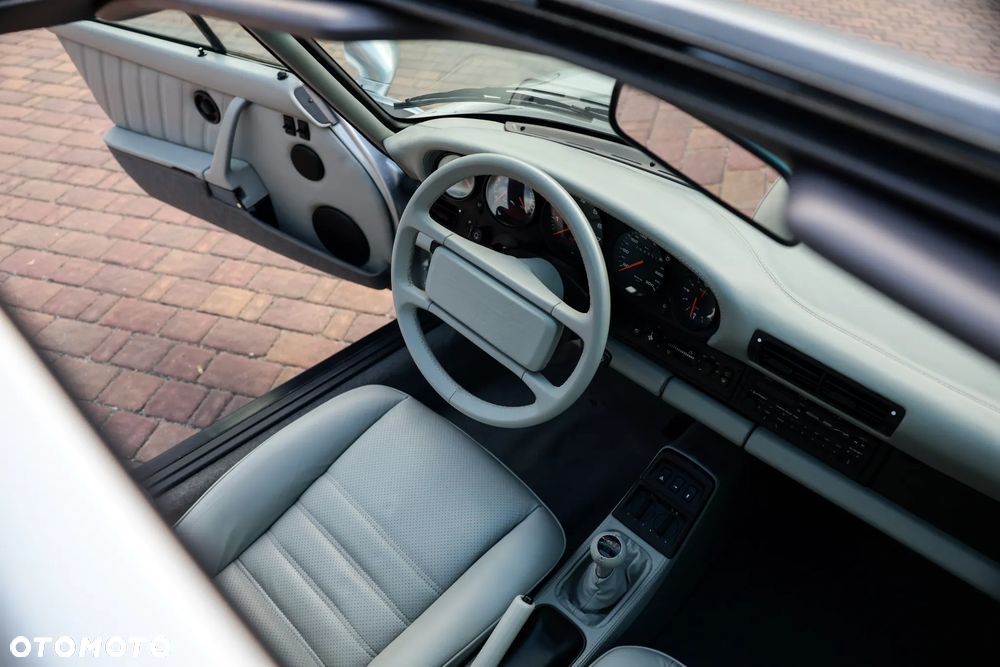 Porsche 911 4 - 28