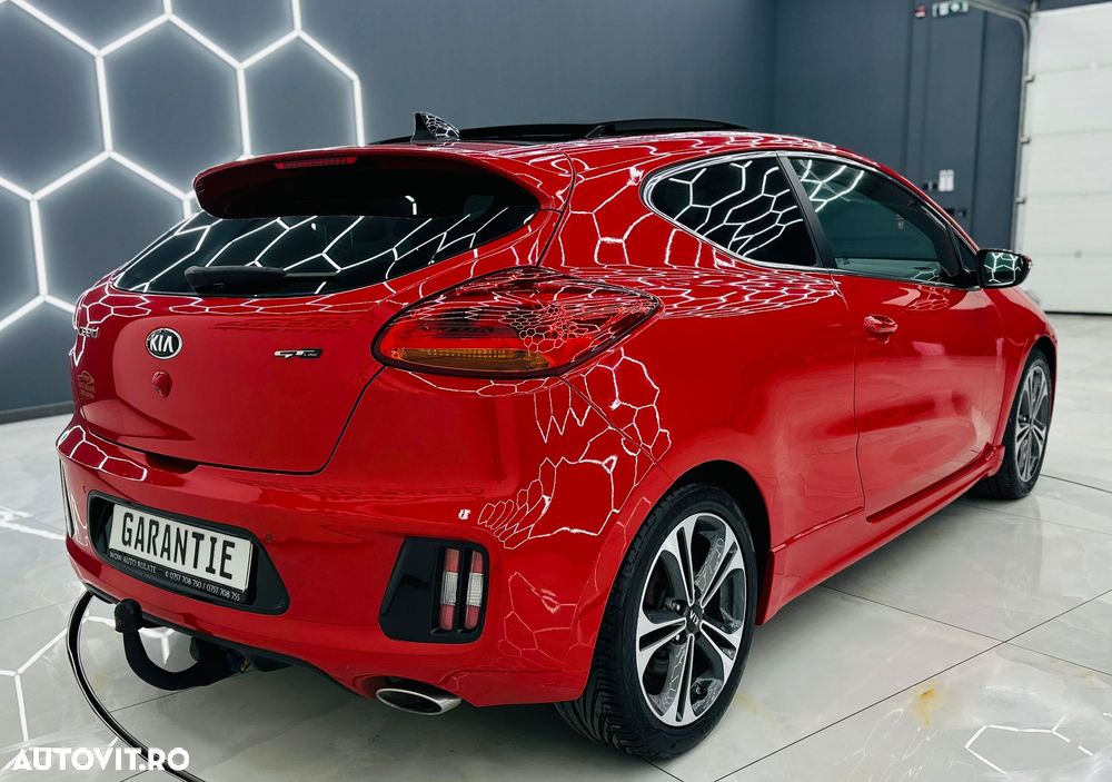 Kia Ceed 1.6 CRDi Dream-Team Edition - 4