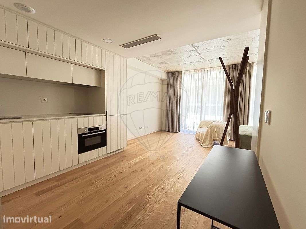 Apartamento T0 para arrendamento - Grande imagem: 3/12