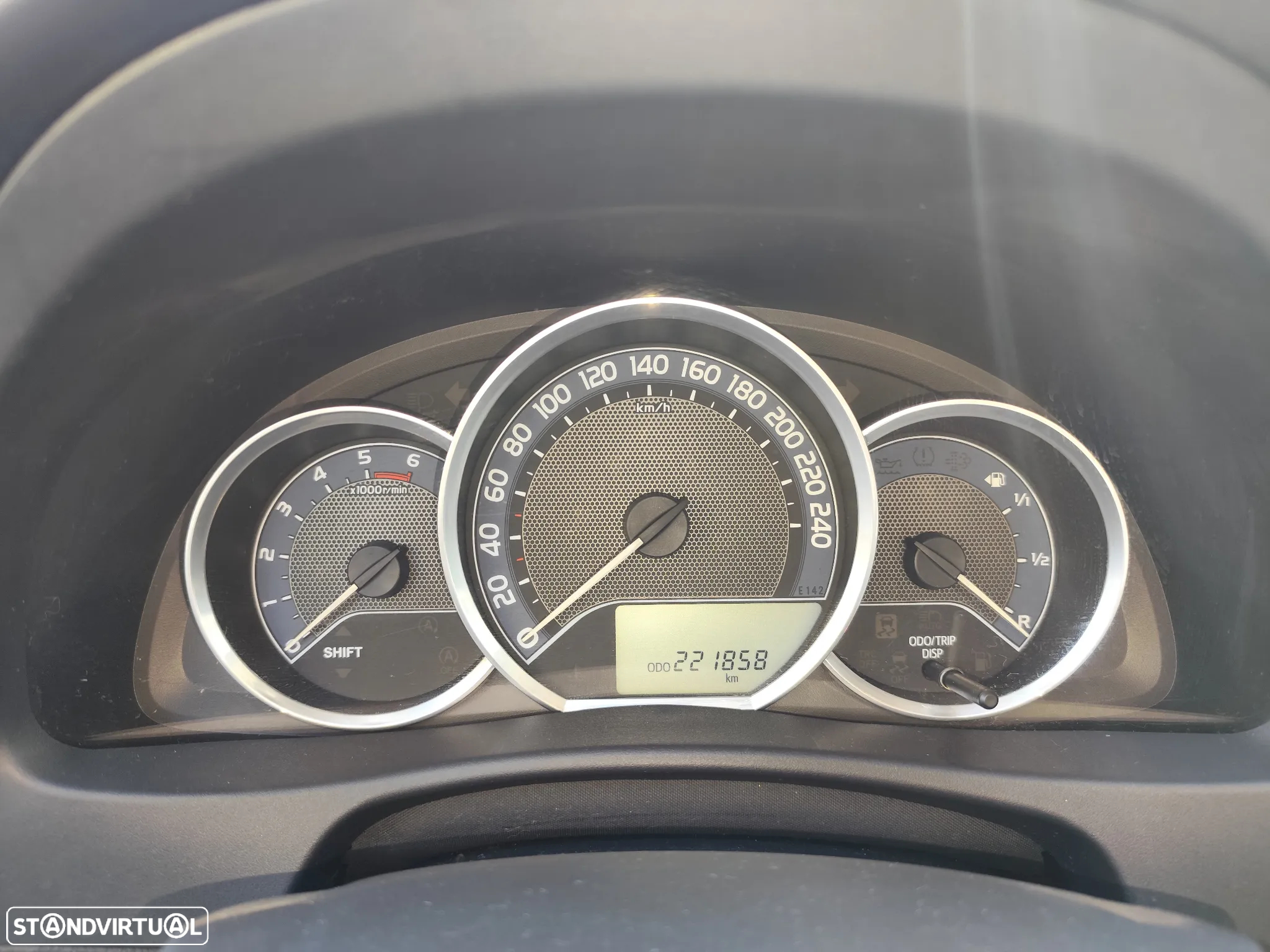 Toyota Auris 1.4 D-4D Comfort+J16+Navi - 13