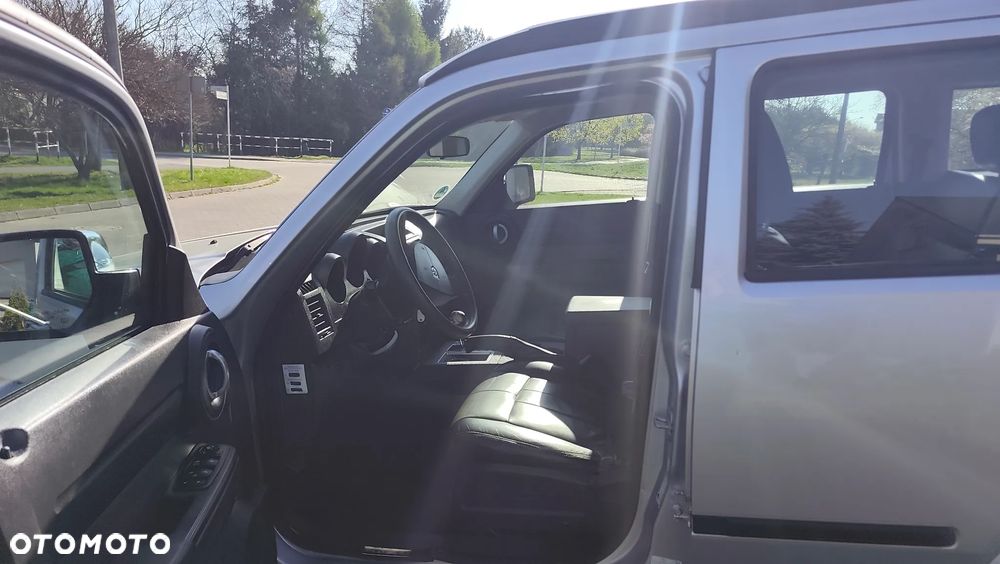 Dodge Nitro 2.8 CRD DPF Automatik R/T - 23