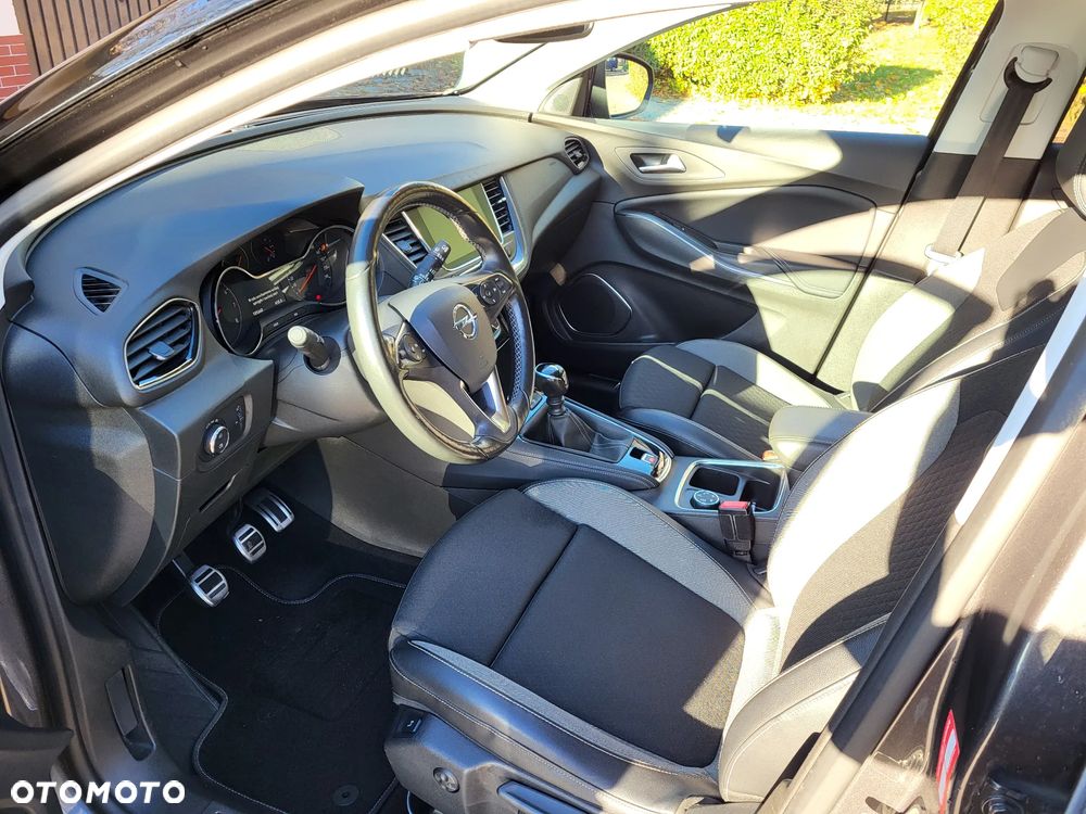Opel Grandland X 1.2 Start/Stop Business Edition - 10