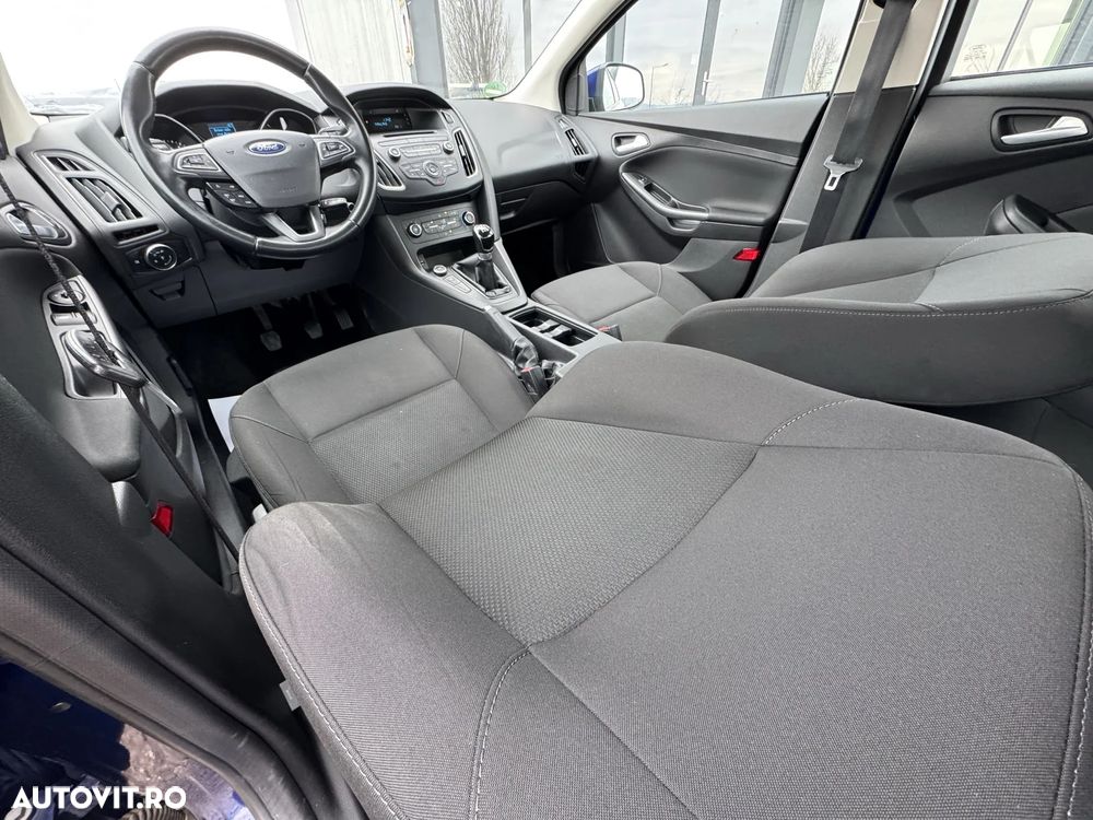 Ford Focus 1.0 EcoBoost Trend - 22