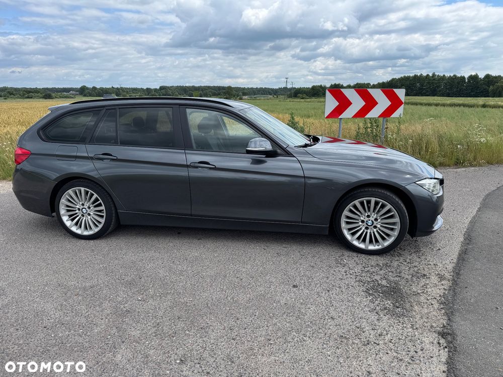 BMW Seria 3 318d Sport Line - 5