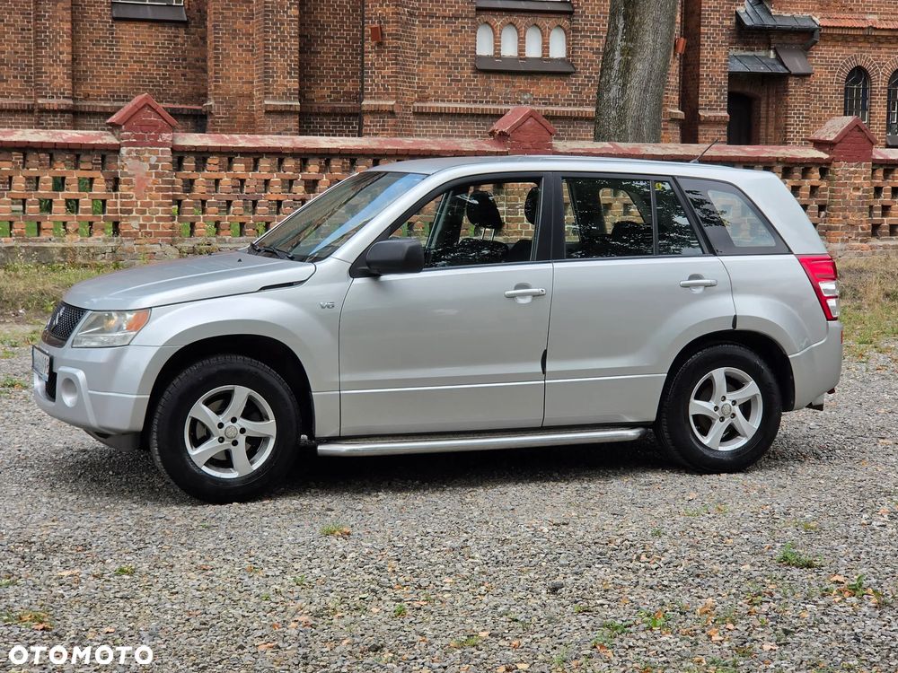 Suzuki Grand Vitara 2.7 V6 - 3