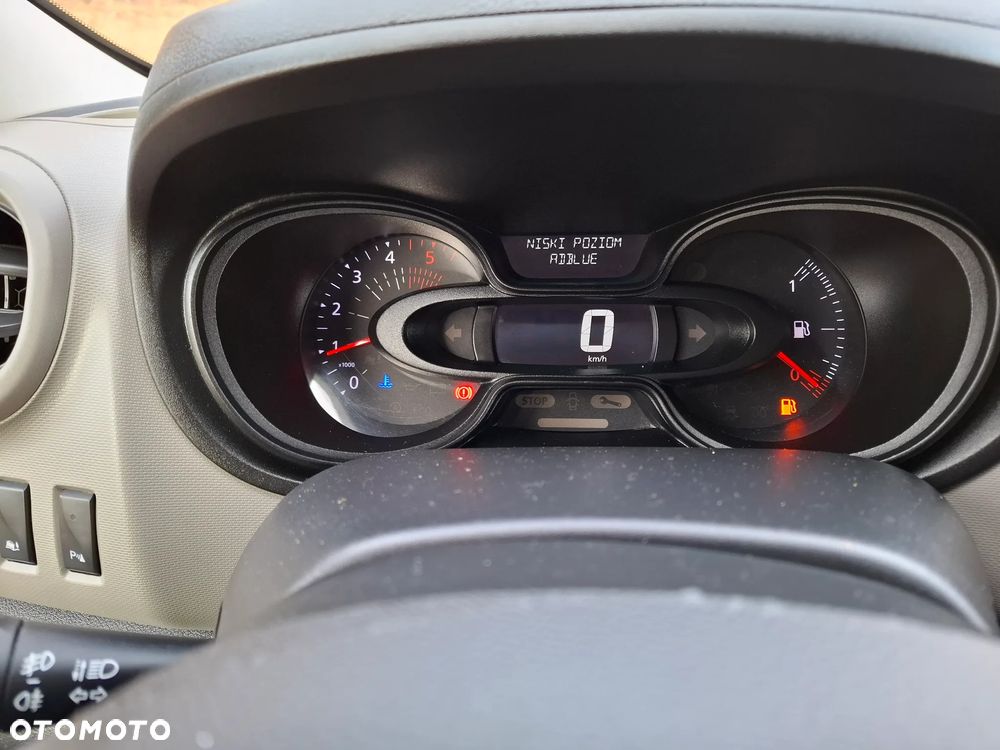 Renault TRAFIC - 12