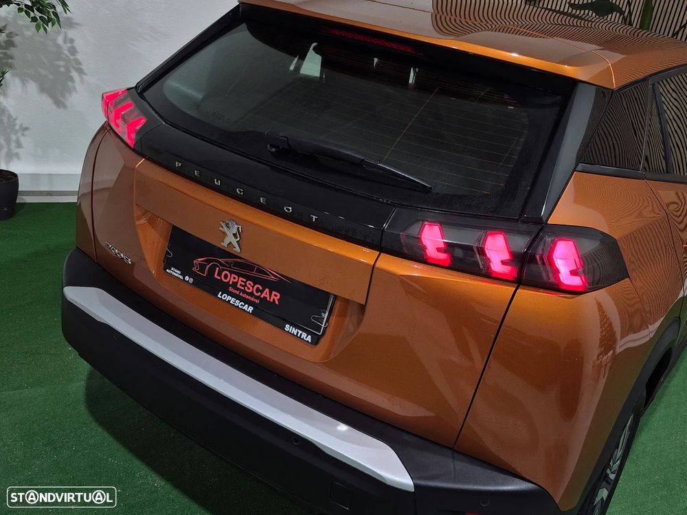 Peugeot 2008 1.2 PureTech Active Pack - 10