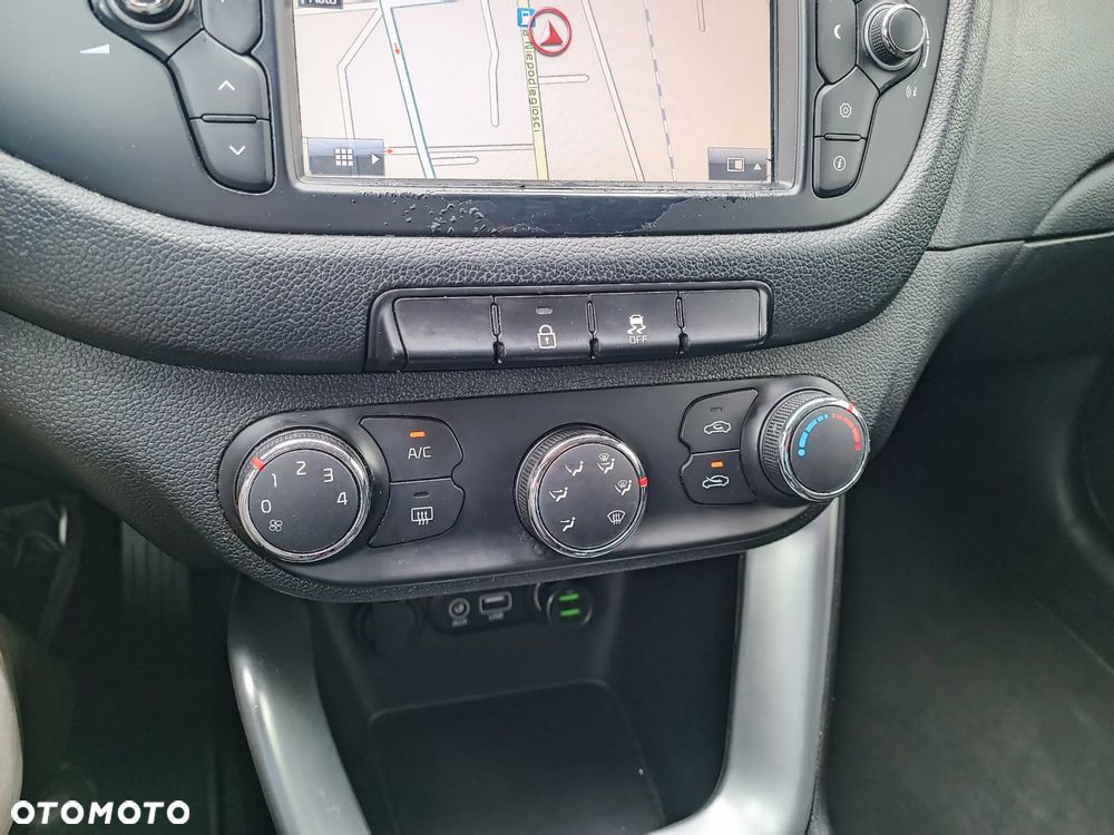 Kia Ceed 1.0 T-GDI ISG Vision - 23