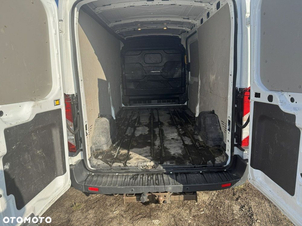 Ford Transit - 9