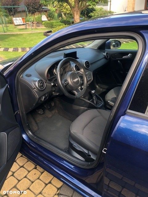 Audi A1 Sportback 1.6 TDI design - 7