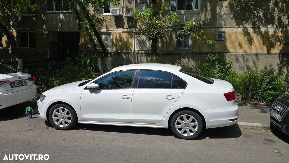 Volkswagen Jetta 1.2 TSI Comfortline - 7