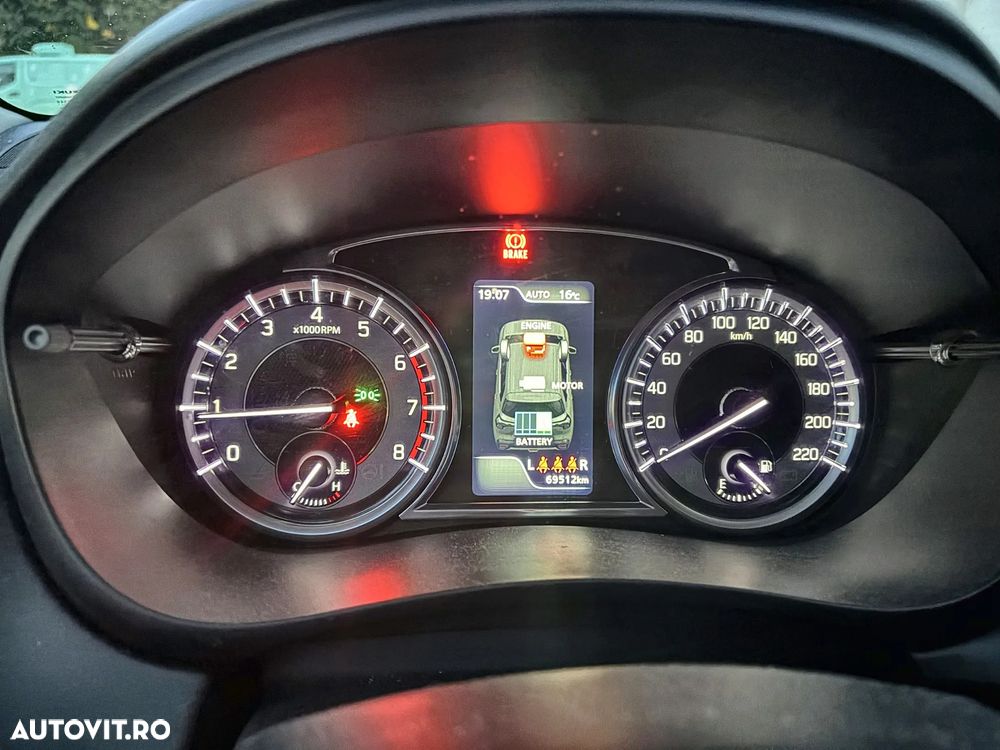 Suzuki S-Cross - 9