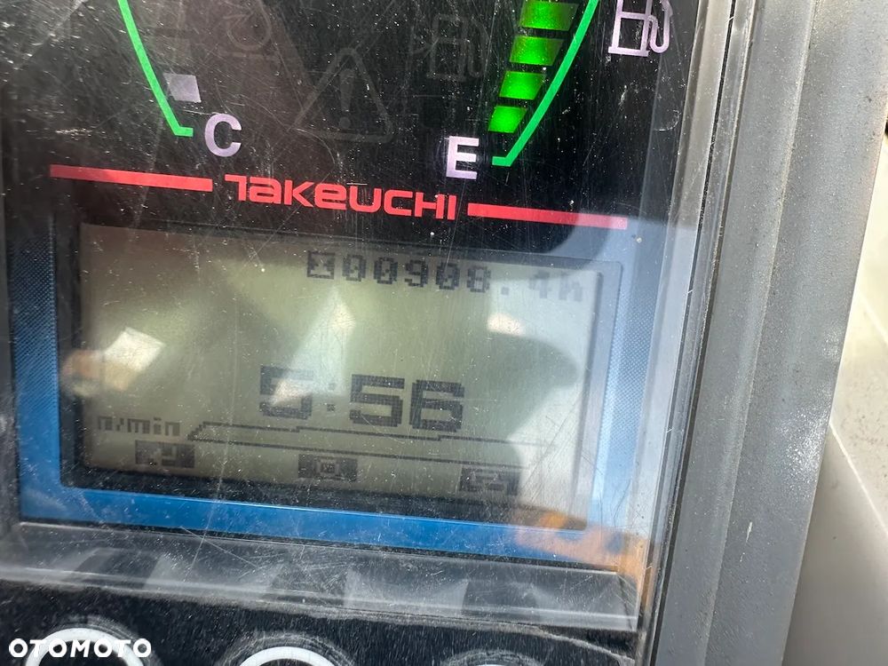 Takeuchi TB225 - 5