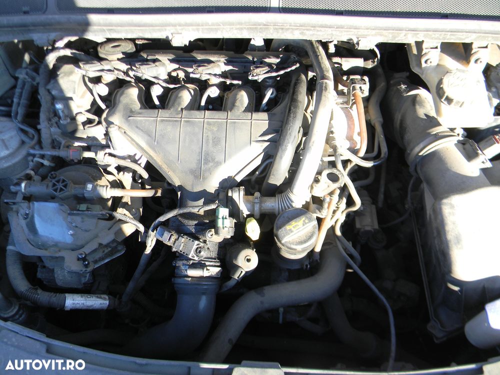 Dezmembrari  Ford S-MAX (WA6)  2006  > 0000 2.0 TDCi Motorina - 10