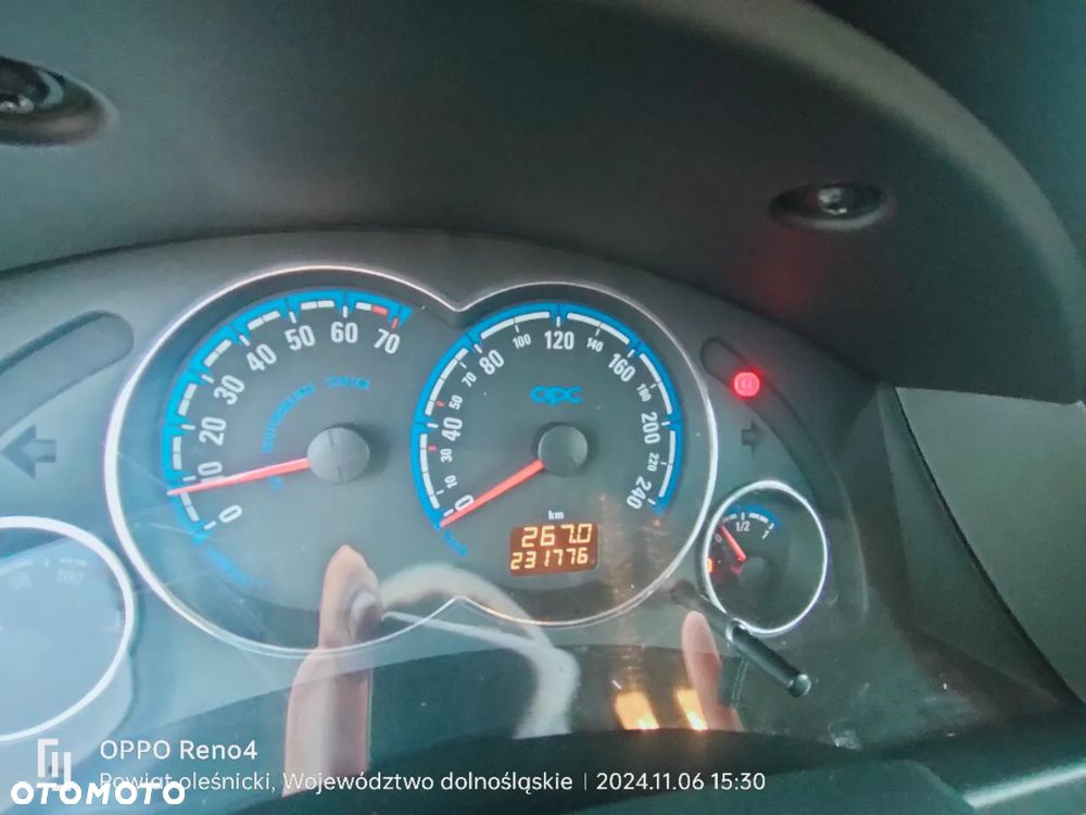 Opel Meriva 1.6 T OPC - 11