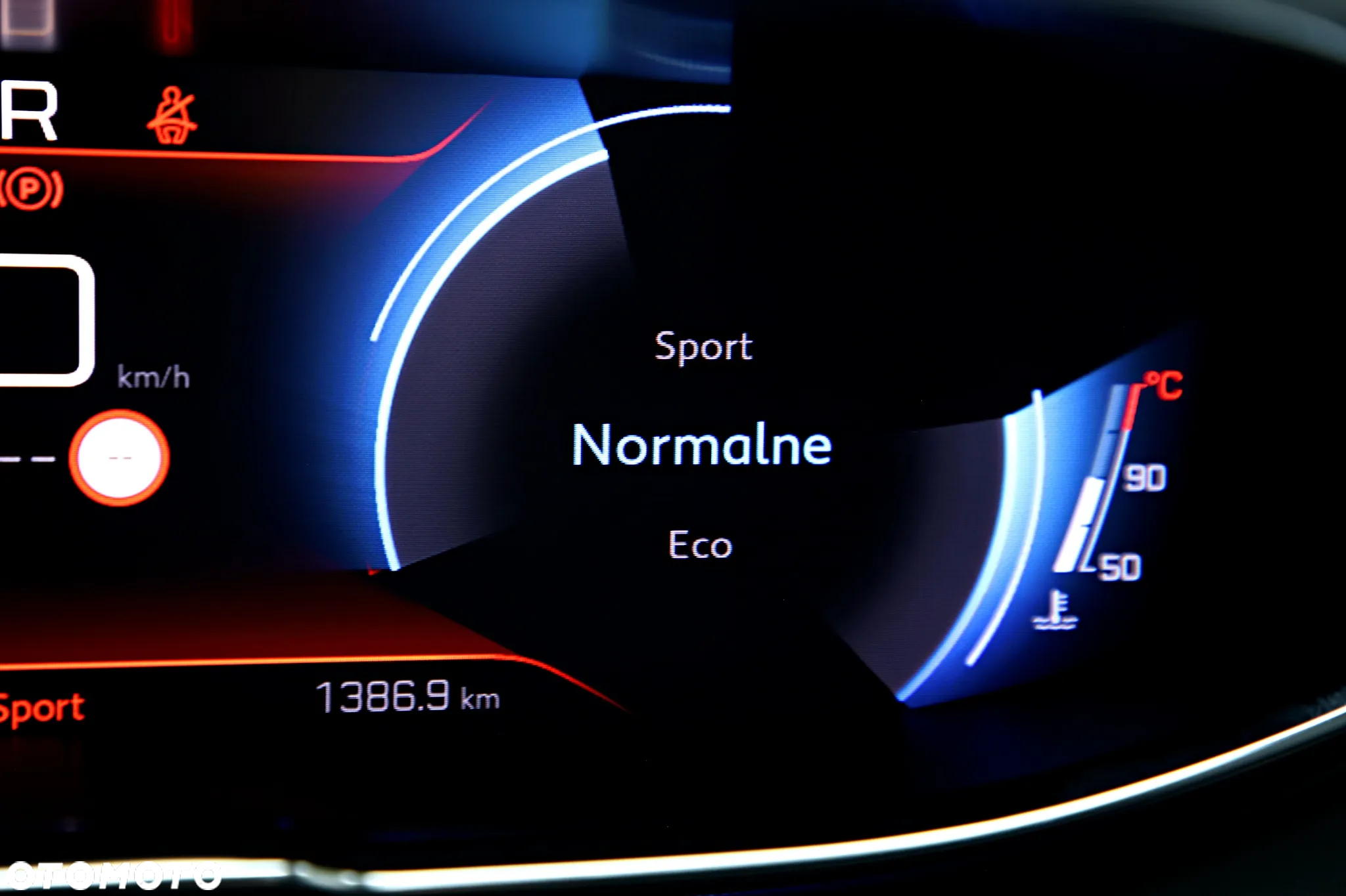 Peugeot 3008 1.2 PureTech Allure Pack S&S EAT8 - 38
