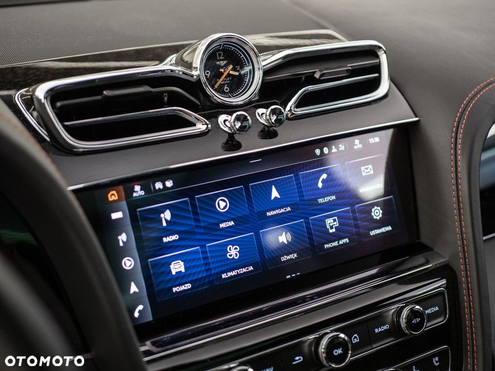 Bentley Bentayga - 17