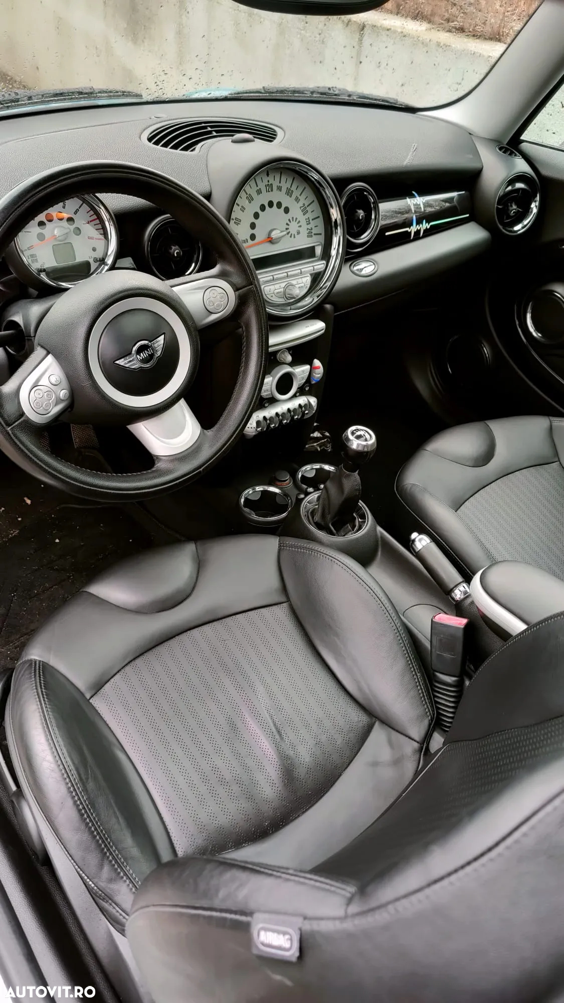 Mini Cooper Standard - 5